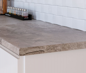 Камень серый